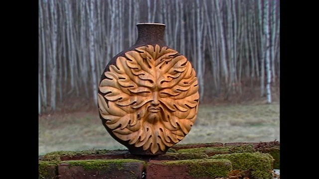 Michelle Holzapfel: Woodturner and Carver